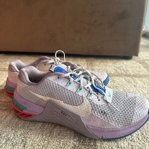 Nike Women's Athletic Shoes in Gray and Purple